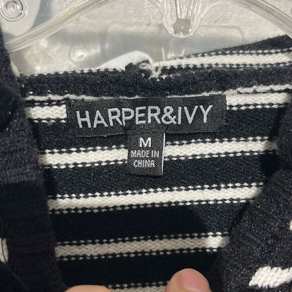 Harper & Ivy Women's Black White Stripe Full Zip Hooded Sweater Medium NWT - Picture 4 of 7